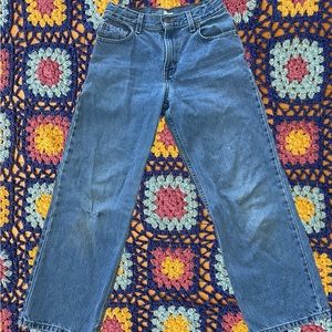 Straight leg 26” waist Levi’s mid-rise